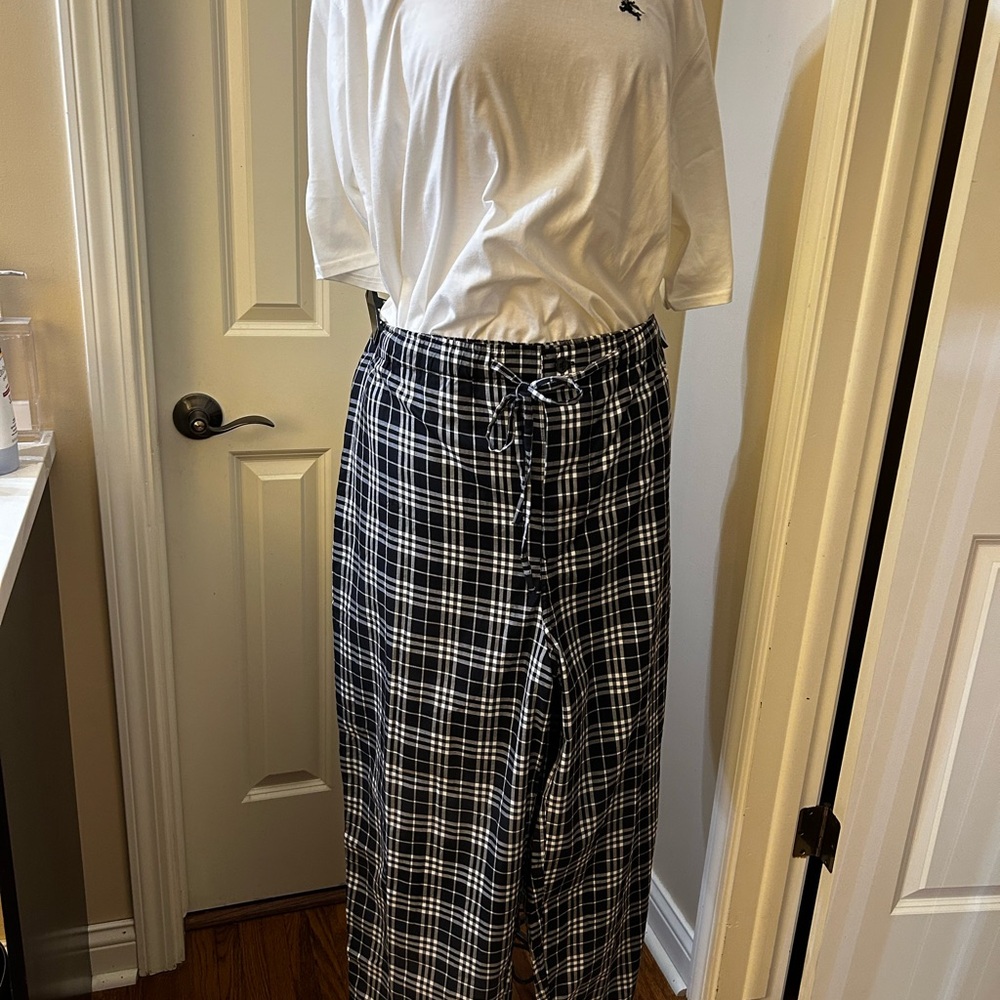 Burberry 2pc Black and White Plaid Pants, white tee lounge set.